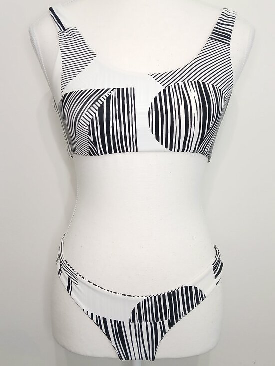 Volcom Other - NWT Volcom Out Of Line Geometric Bikini Set Size Small